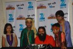 Baba Ramdev on the sets of Saregama Lil Champs in Famous on 12th Sept 2011 (6).JPG